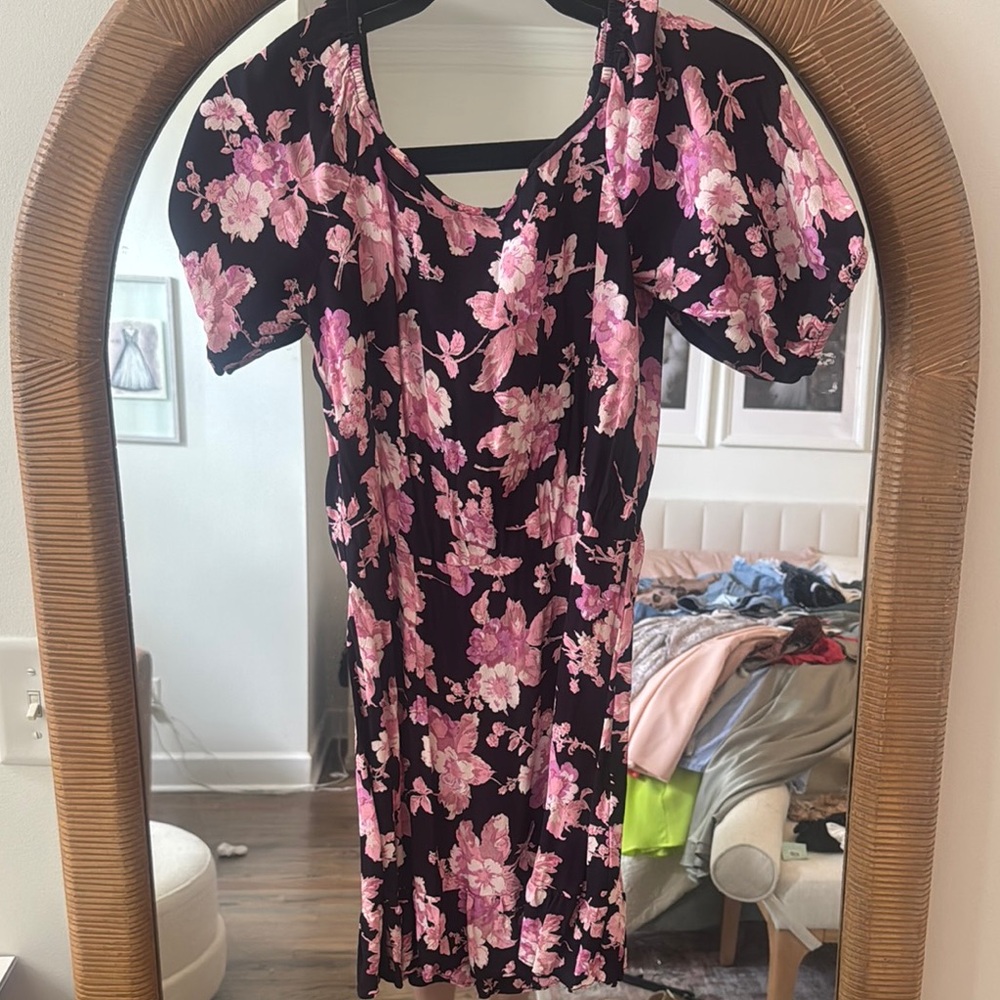 Flynn Skye Pink and Black Puff Sleeve Sheath Dress